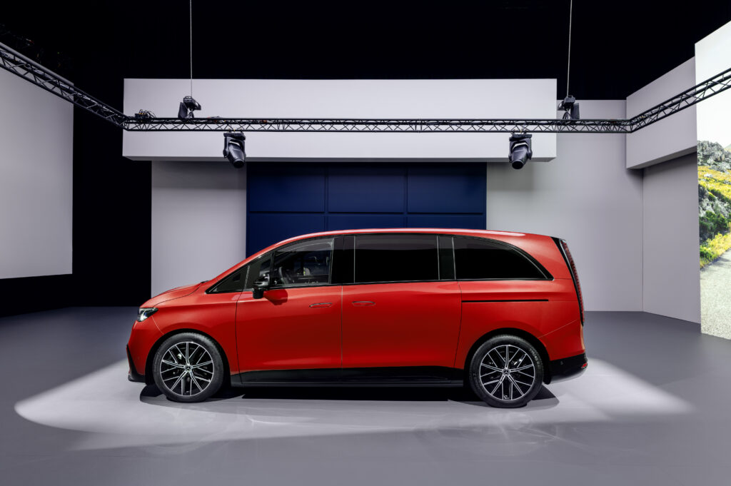 All-New Electric Mercedes-Benz VLE