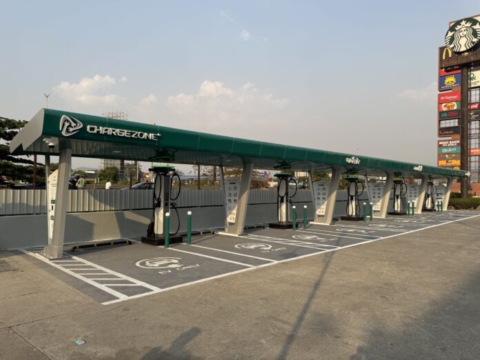 FINALLY! A Collective 720kw Charging Station On Mumbai-Pune Expressway!