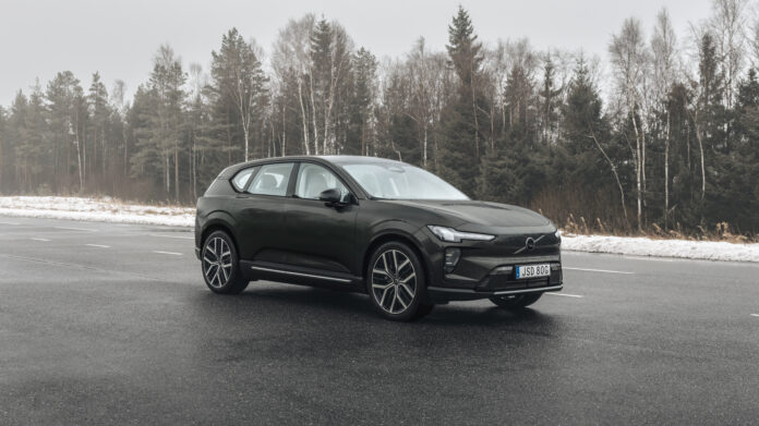 EX60-volvo-india-2027 (1)