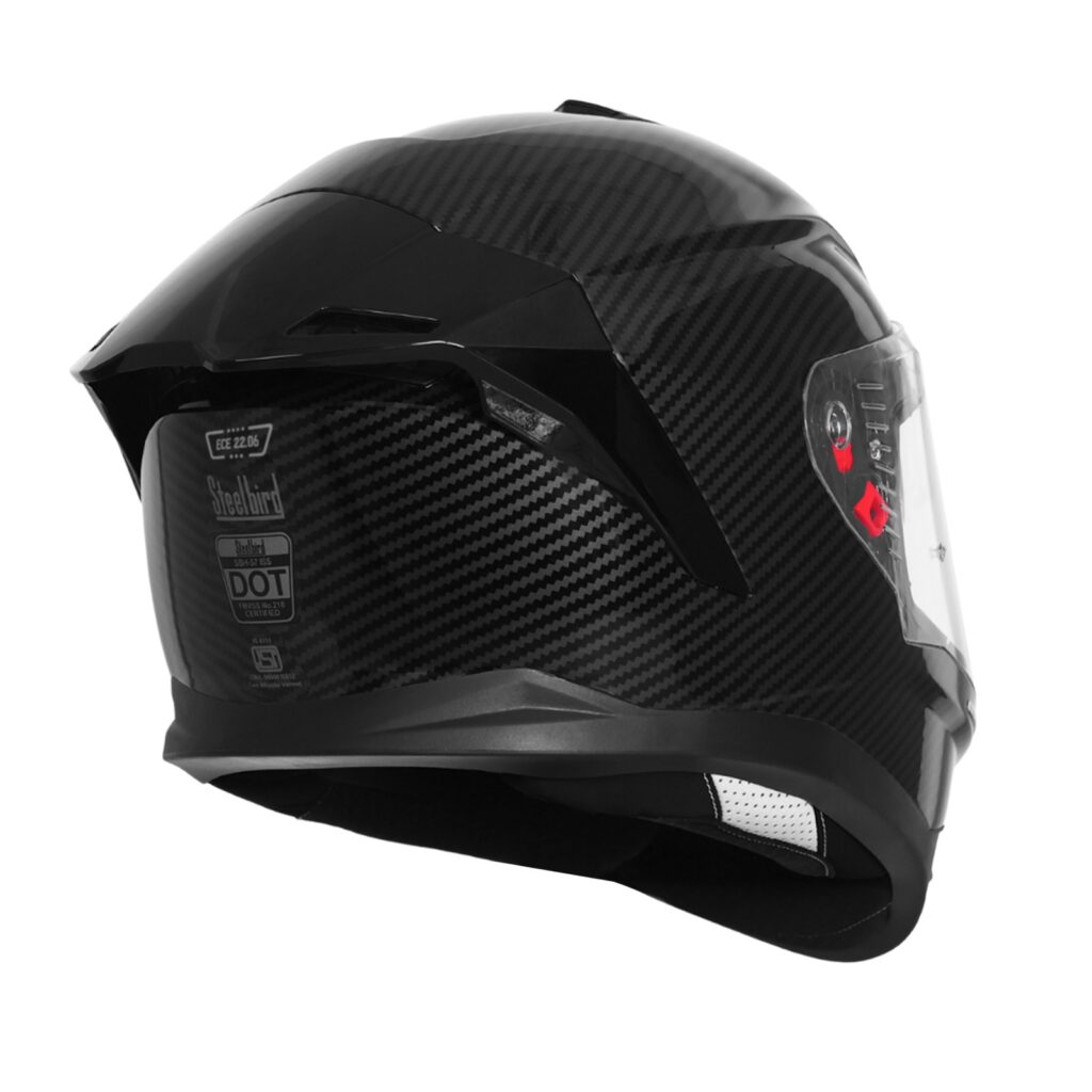 Steelbird Helmets SB-120 Carbon Fibre Helmet For Just 4K INR?