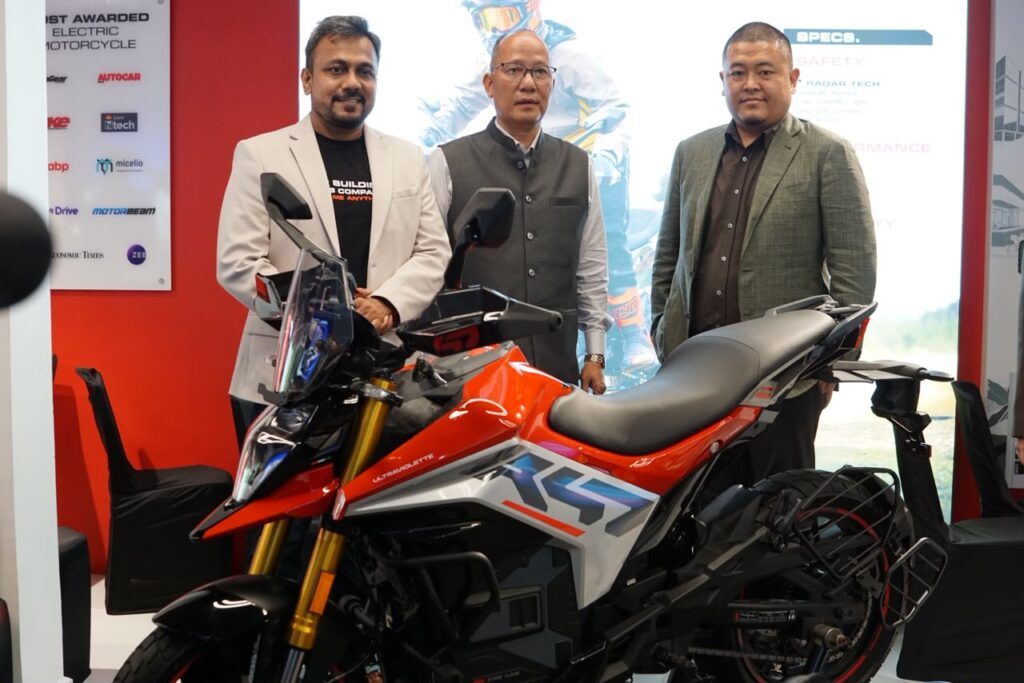 (L to R) Mr. Gajanan Umarekar, Senior Vice President – Business, Ultraviolette; Mr. C. Lalruaia