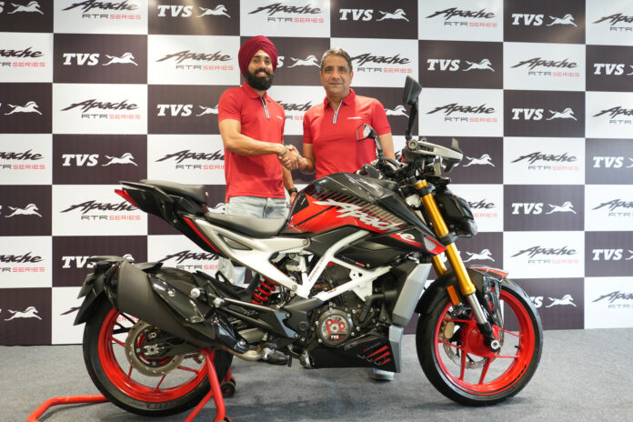 Fastest TVS Apache Meets India's Fastest Athlete Mr. Gurindervir Singh