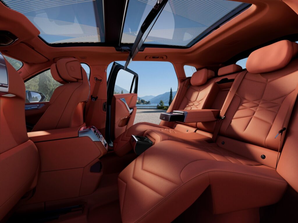 2026 BMW iX5 Long Wheelbase Revealed - Extended by 130mm!