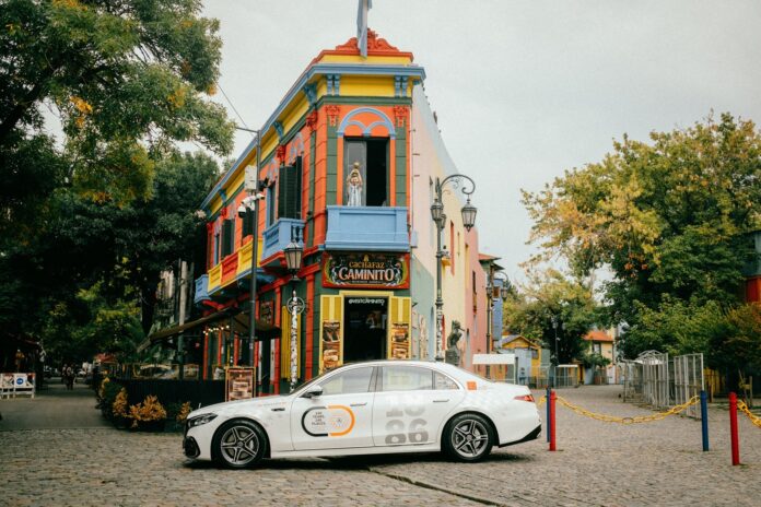 Mercedes 140 Years 140 Places Transcontinental Journey Comes To India