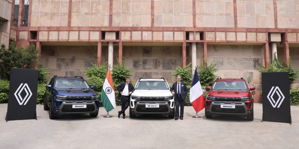 Mr. Stephane Deblaise - CEO, RGI and H.E. Mr. Thierry Mathou with Duster Adventure Edition