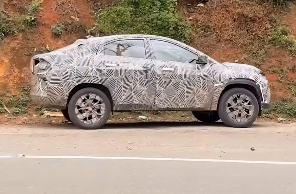 Tata Curvv Facelift Spied - Tekton Rival