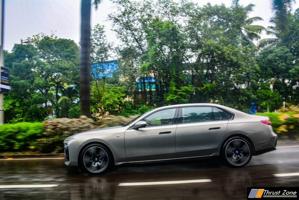 BMW i7 M60 electric sedan, ThrustZone road test