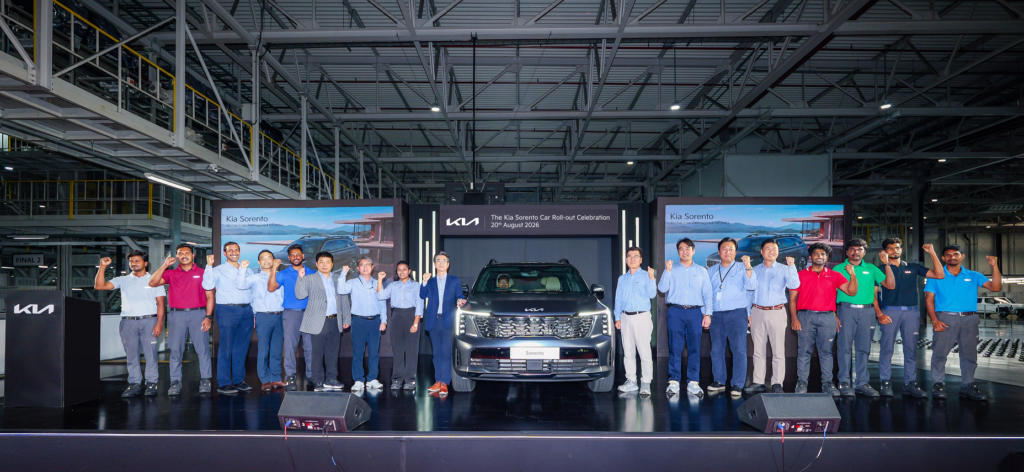 Kia Sorento Revealed For India - Promises Premium Package (1)