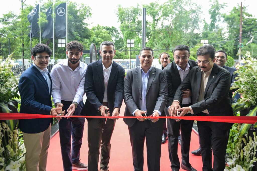 Mercedes-Benz Facility In Lucknow T&T Motors Goes Live!