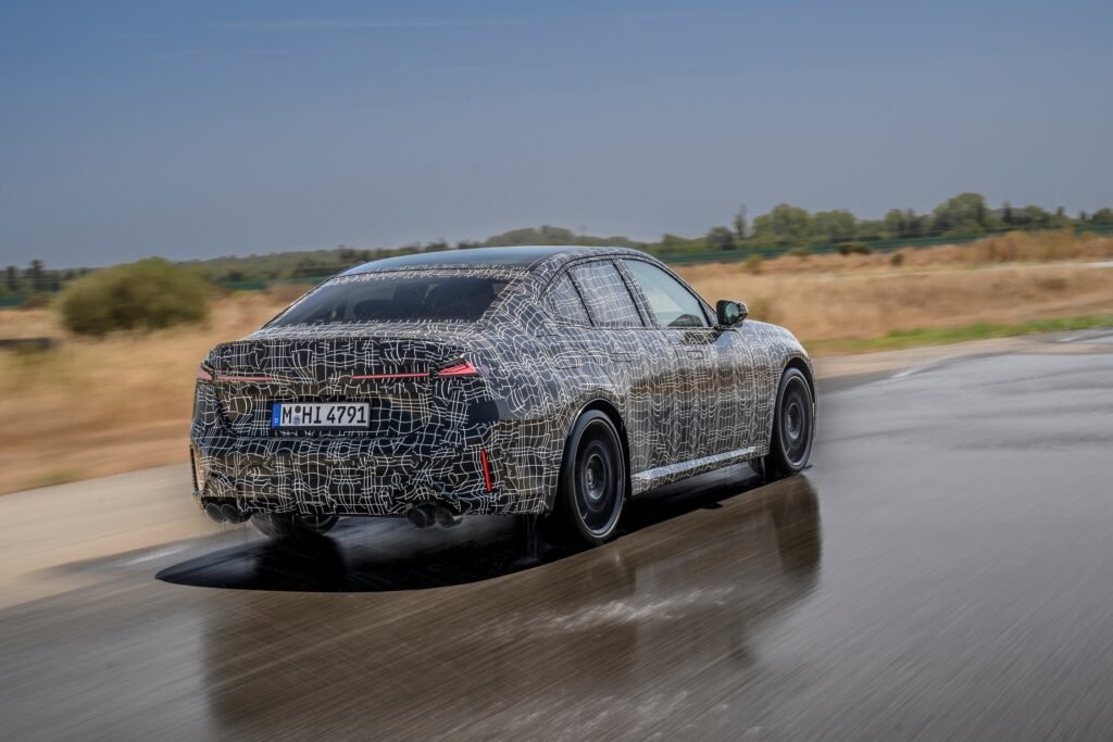 2027-BMW-M350-xDrive