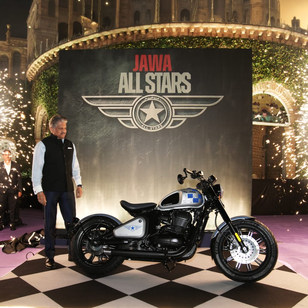 Jawa All Stars 42 Bobber Revealed at Global Chess League 2026