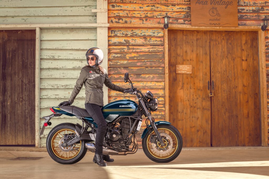 MY27 Kawasaki Z650RS India Launch Price Revealed (1)