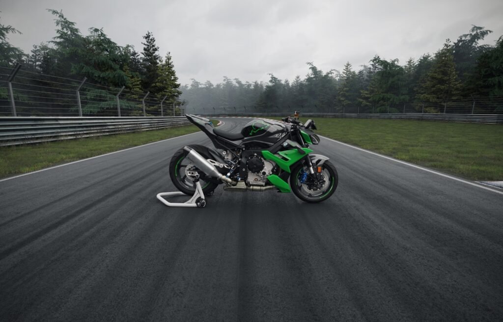 The BMW M 1000 RR, BMW M 1000 R, and BMW M 1000 XR nurburing edition (2)