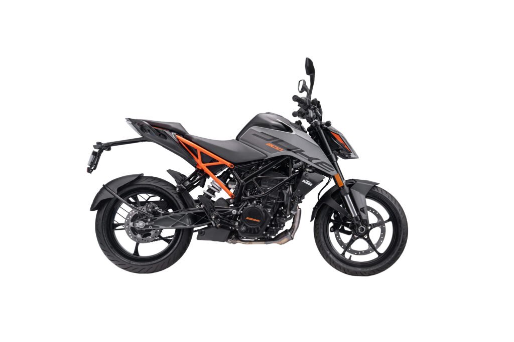 2026 KTM DUke 200 Launched In India!