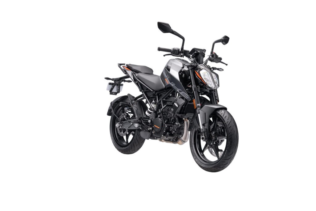 2026 KTM DUke 200 Launched In India!