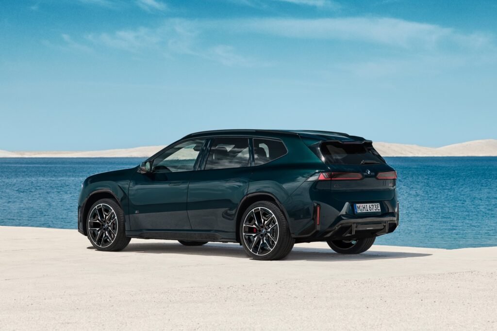 2027 BMW iX3 M60 xDrive Revealed (1)