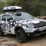 renault-dacia-duster-camoflauged-paint-pick-up-inside-2