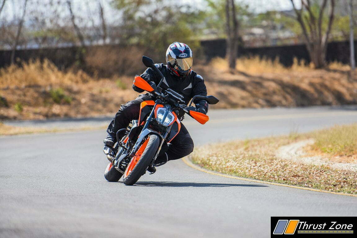 2017-KTM-Duke-390-Review-India-First-Ride-43 - Thrust Zone