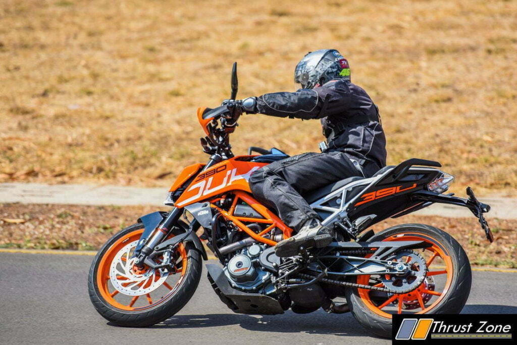 2017-ktm-duke-390-review-india-first-ride-51